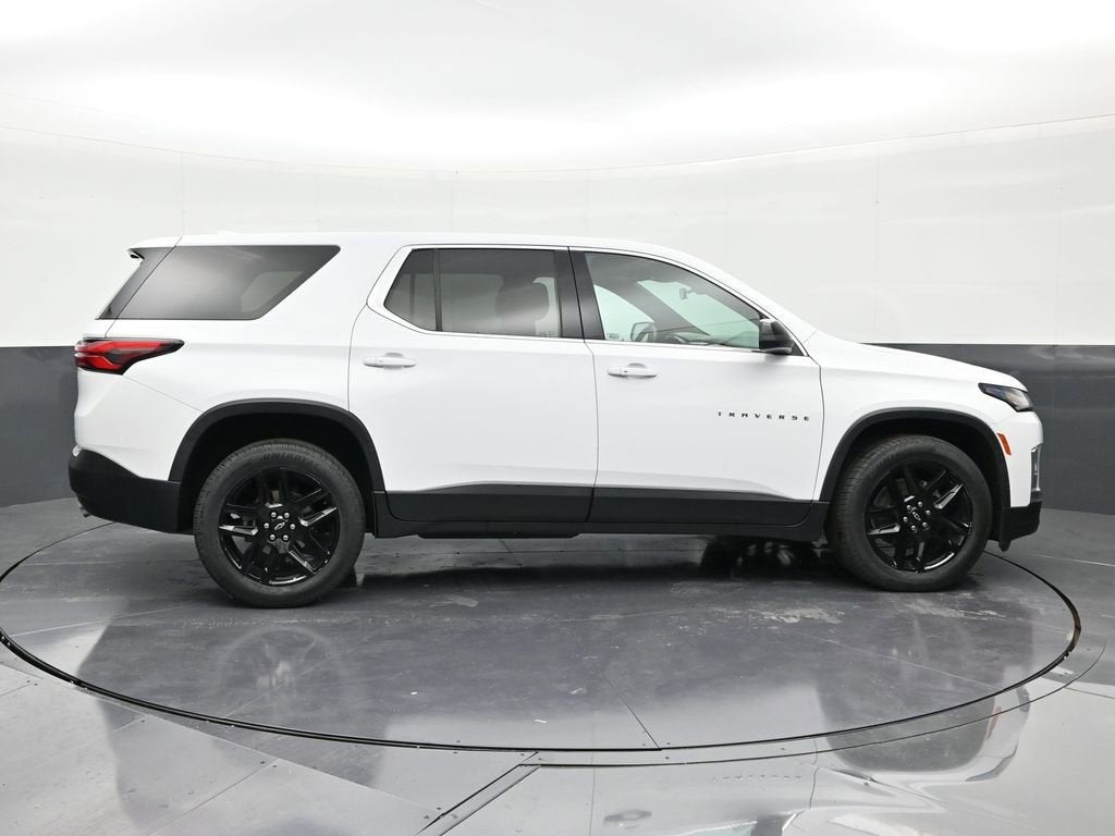 2022 Chevrolet Traverse LS