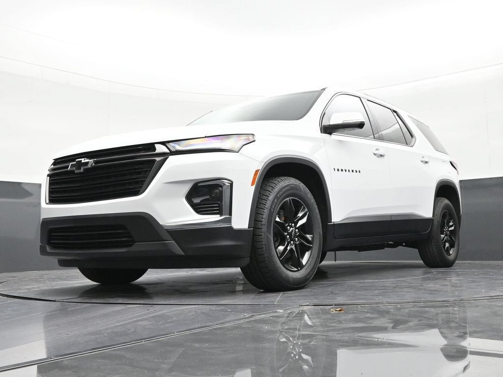 2024 Chevrolet Traverse Limited LT Cloth