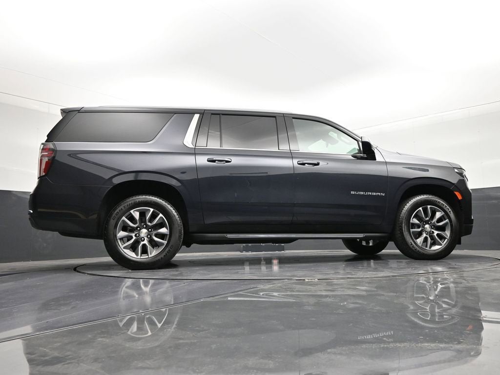2023 Chevrolet Suburban LS