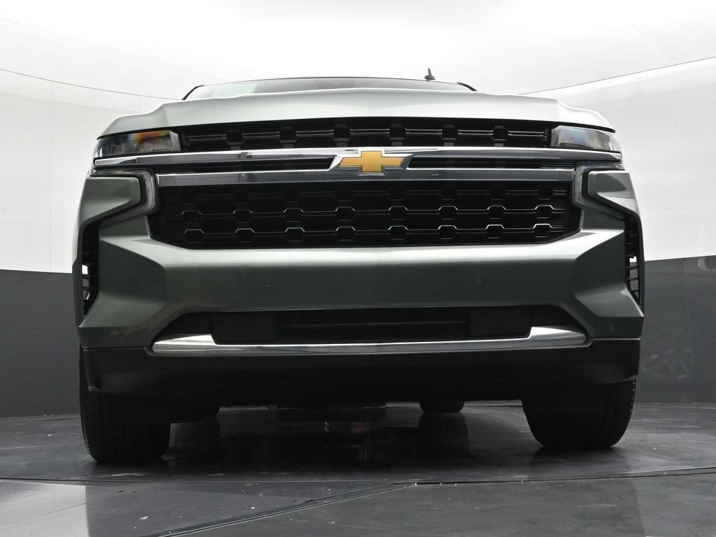 2023 Chevrolet Suburban LS