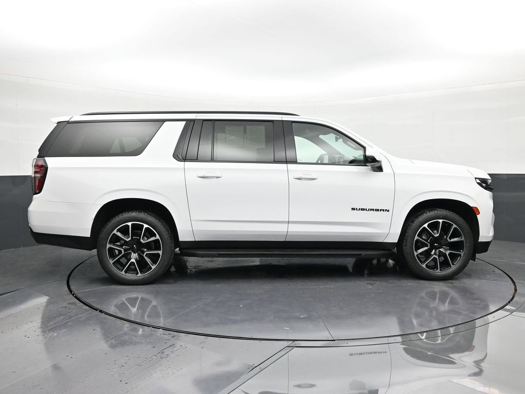 2022 Chevrolet Suburban RST