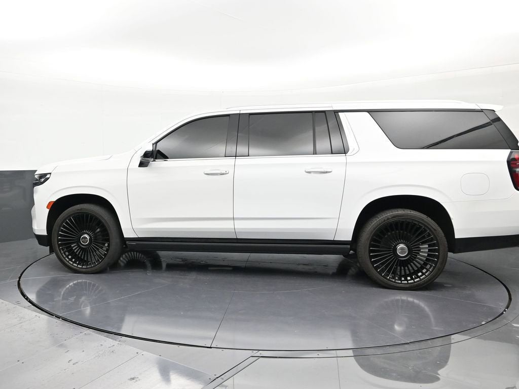 2021 Chevrolet Suburban High Country