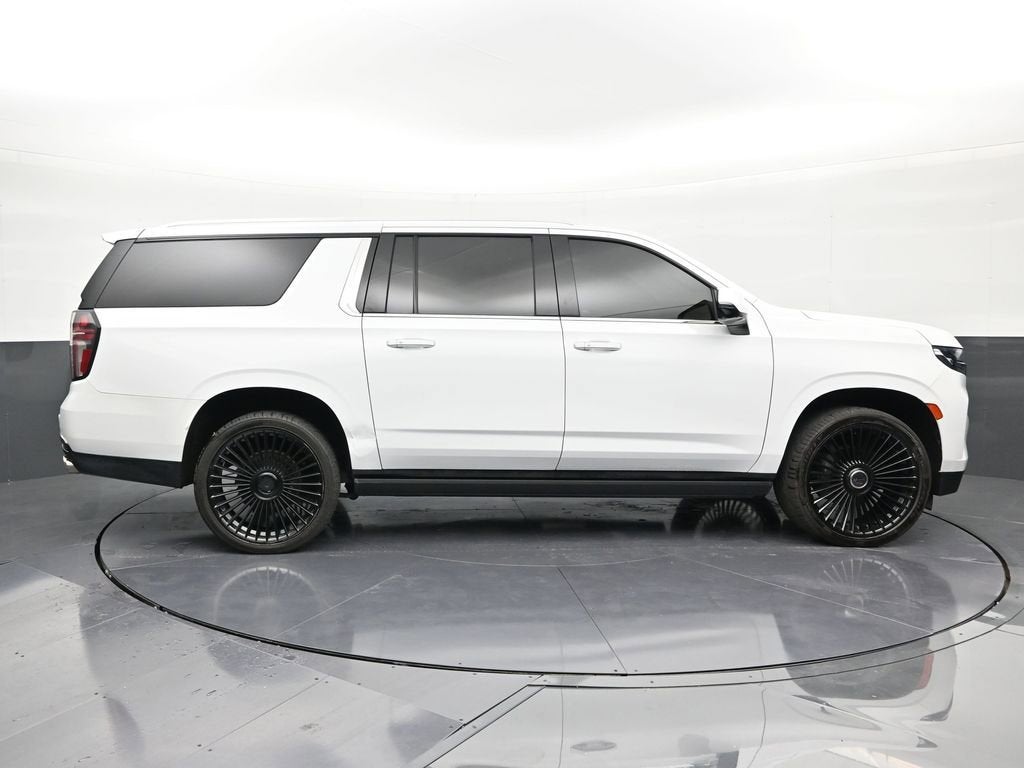 2021 Chevrolet Suburban High Country