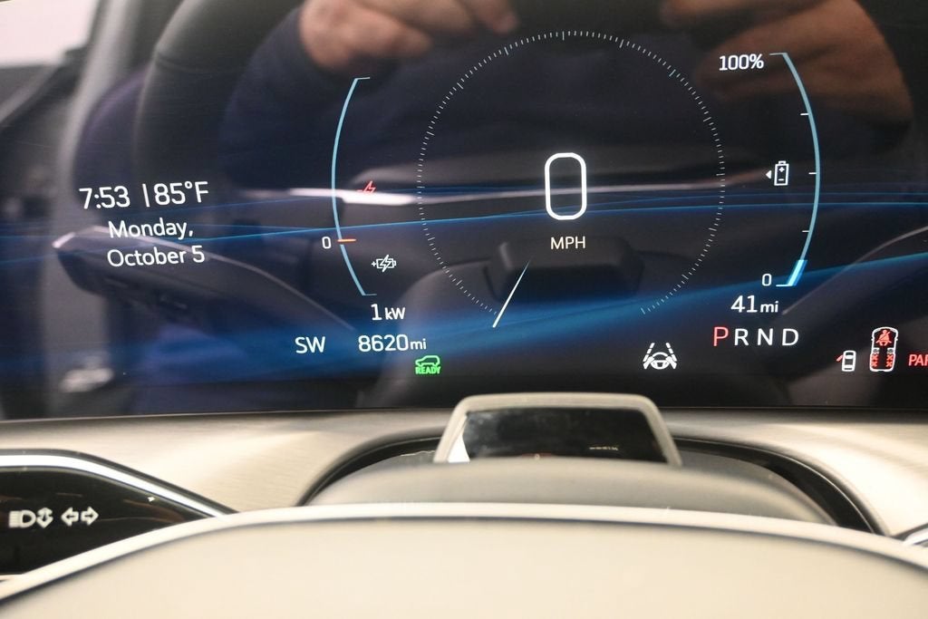 2026 Cadillac VISTIQ Sport