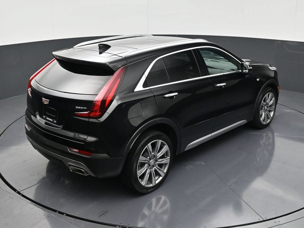2023 Cadillac XT4 FWD Premium Luxury
