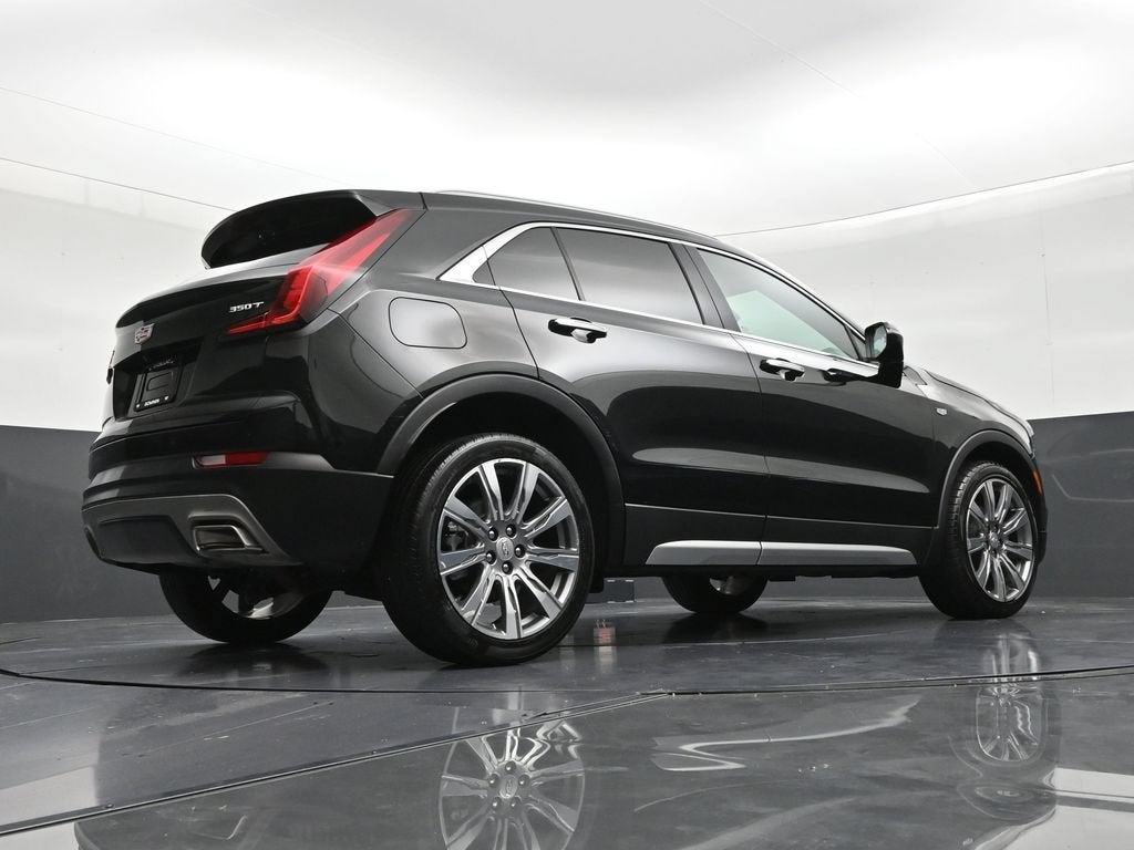 2023 Cadillac XT4 FWD Premium Luxury