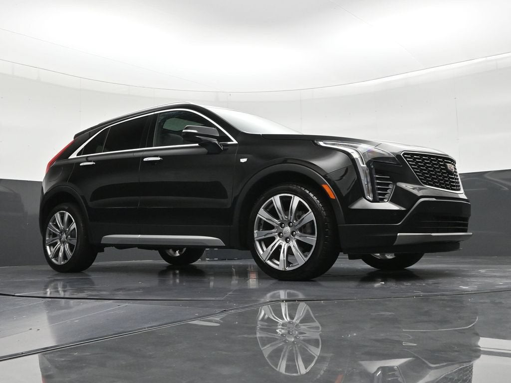 2023 Cadillac XT4 FWD Premium Luxury