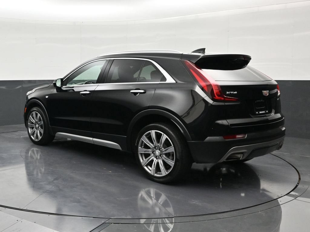 2023 Cadillac XT4 FWD Premium Luxury