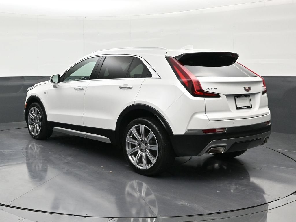 2023 Cadillac XT4 FWD Premium Luxury