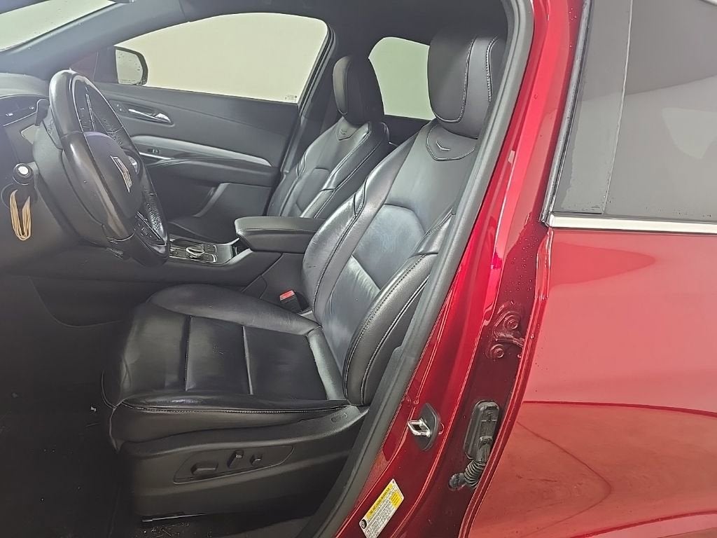 2021 Cadillac XT4 Premium Luxury