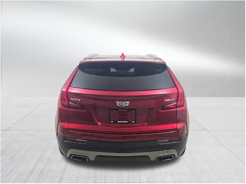 2021 Cadillac XT4 Premium Luxury