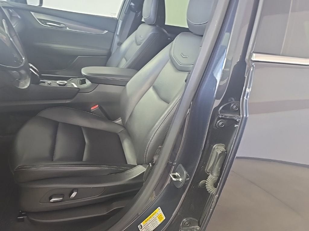 2023 Cadillac XT5 Luxury