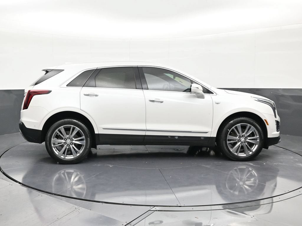 2023 Cadillac XT5 FWD Premium Luxury