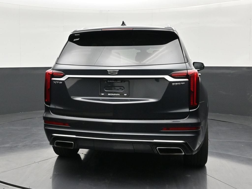 2022 Cadillac XT6 Luxury
