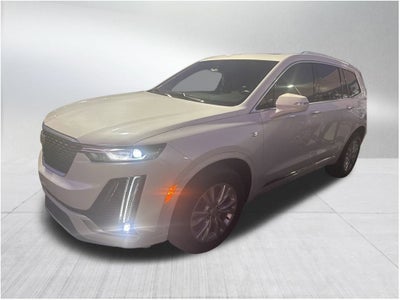 2025 Cadillac XT6 Luxury