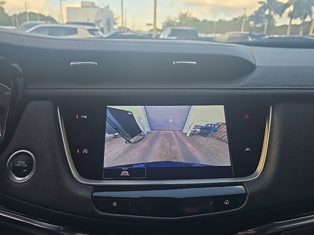 2023 Cadillac XT6 Luxury