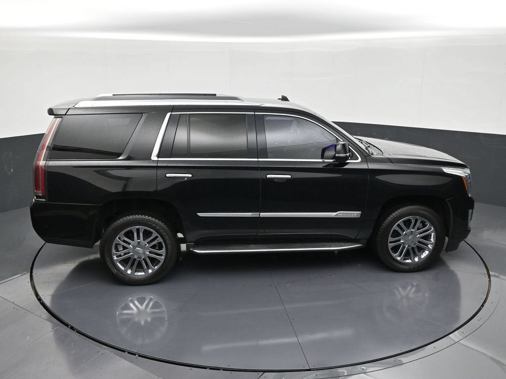 2019 Cadillac Escalade Standard