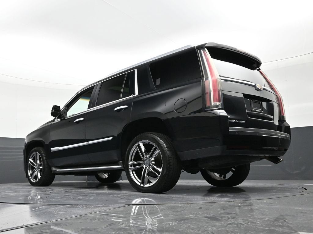 2016 Cadillac Escalade Luxury Collection