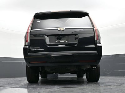 2016 Cadillac Escalade Luxury Collection