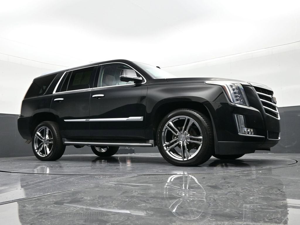 2016 Cadillac Escalade Luxury Collection