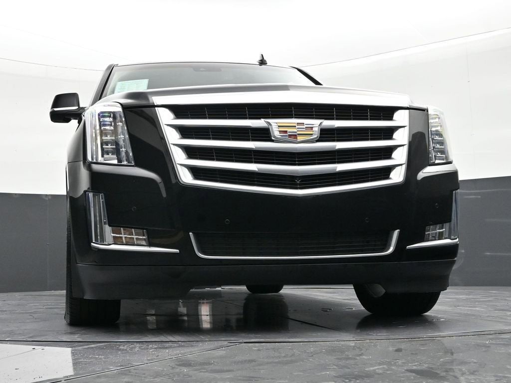 2016 Cadillac Escalade Luxury Collection