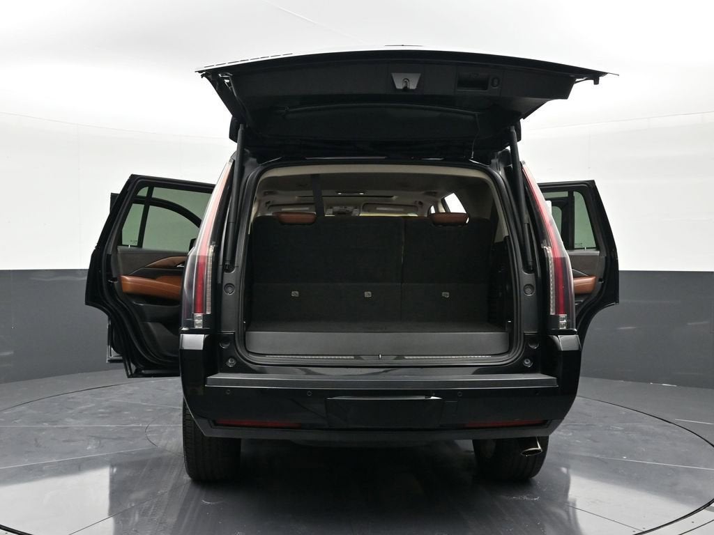 2016 Cadillac Escalade Luxury Collection