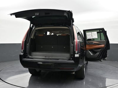 2016 Cadillac Escalade Luxury Collection