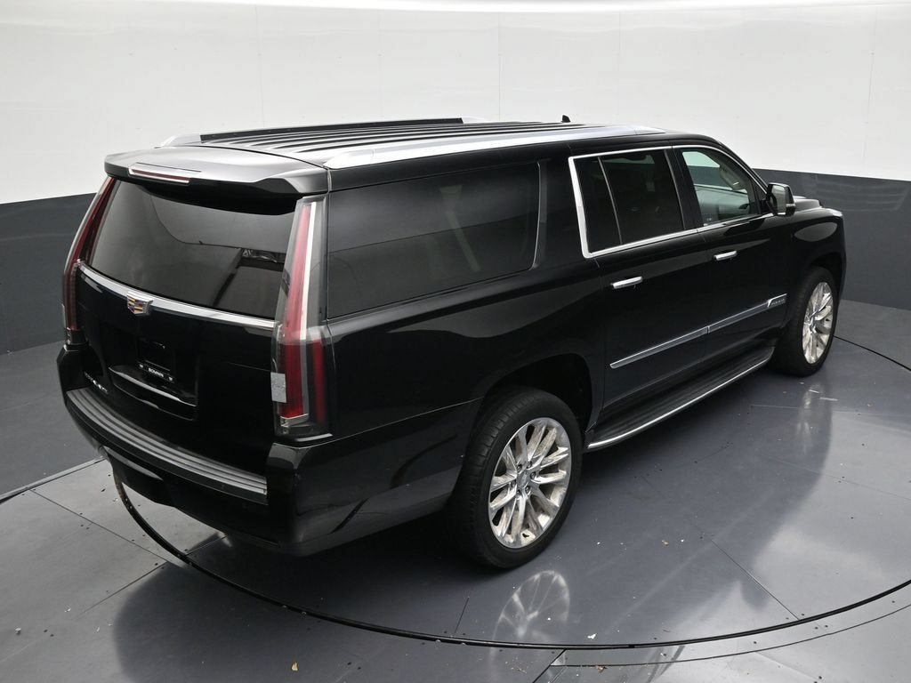 2018 Cadillac Escalade ESV Luxury
