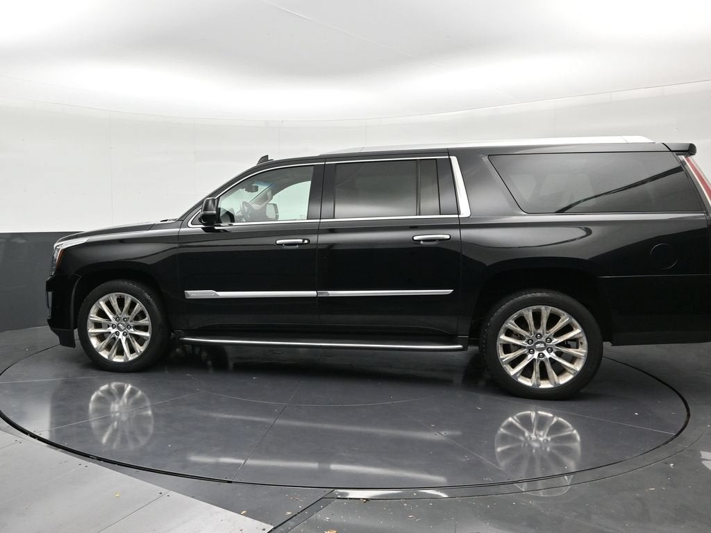 2018 Cadillac Escalade ESV Luxury