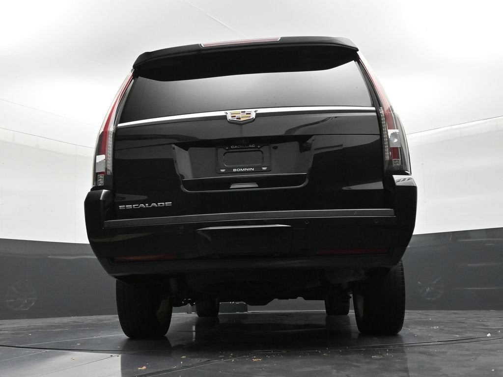 2018 Cadillac Escalade ESV Luxury