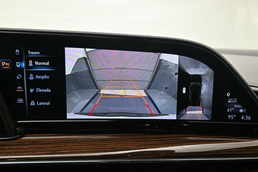 2024 Cadillac Escalade ESV Luxury