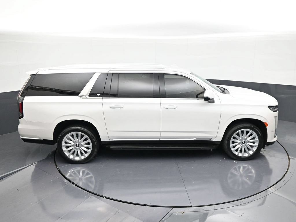 2024 Cadillac Escalade ESV Luxury