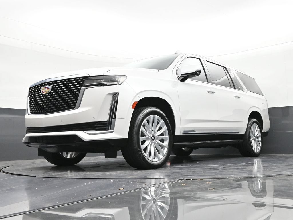 2024 Cadillac Escalade ESV Luxury