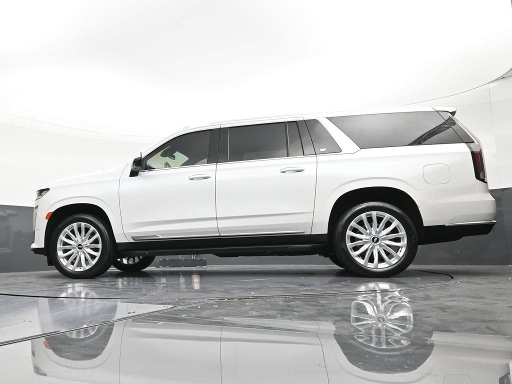 2024 Cadillac Escalade ESV Luxury