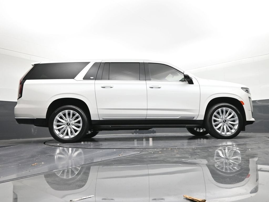 2024 Cadillac Escalade ESV Luxury