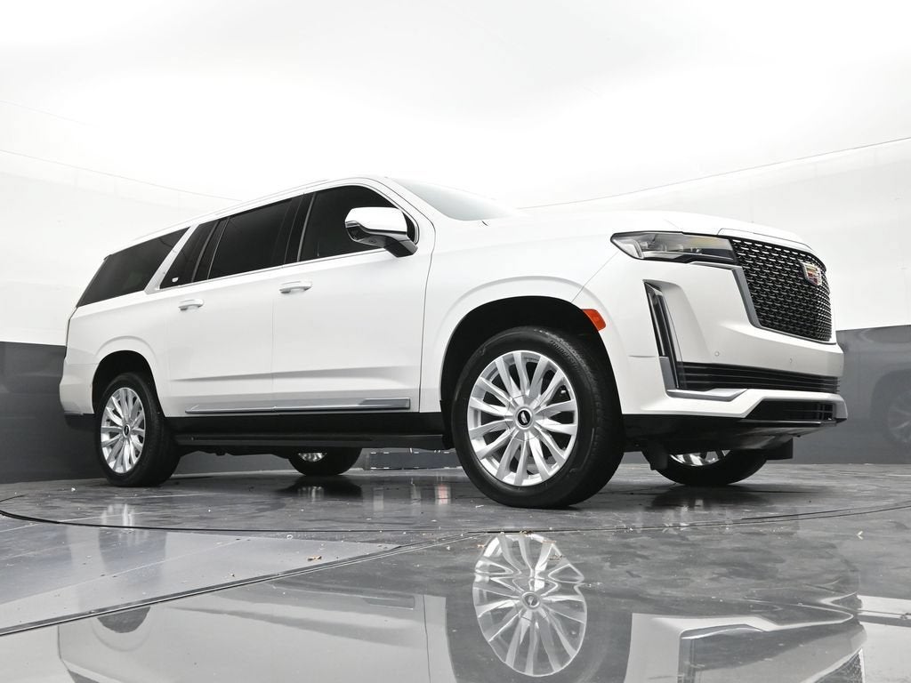 2024 Cadillac Escalade ESV Luxury