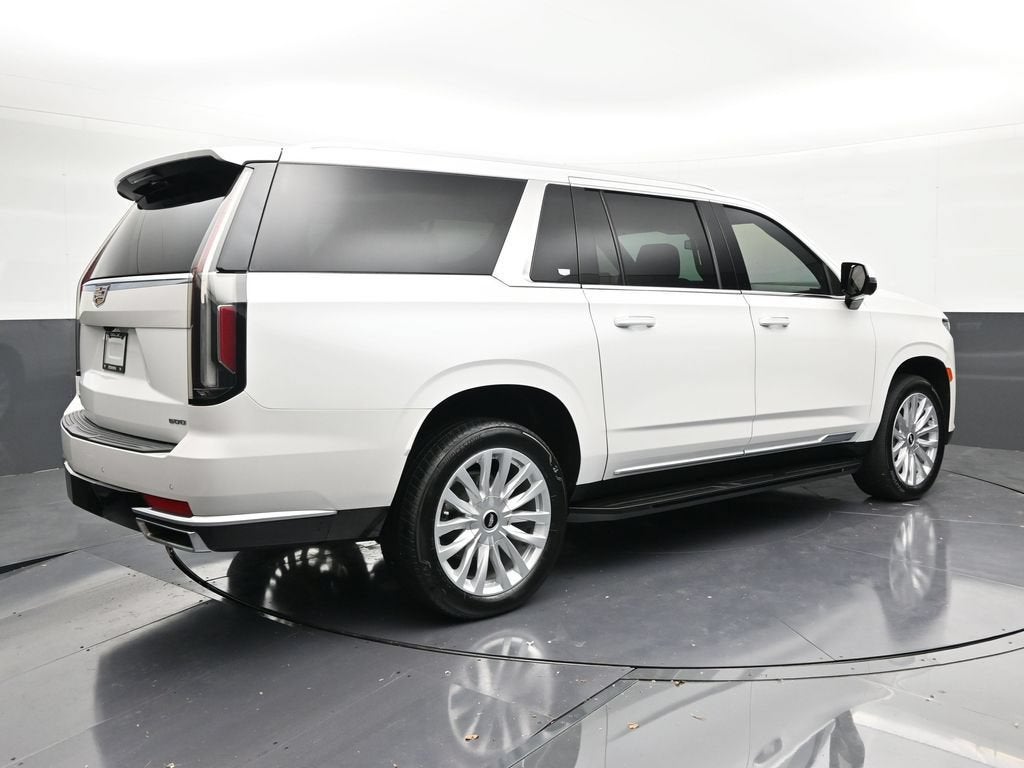 2024 Cadillac Escalade ESV Luxury