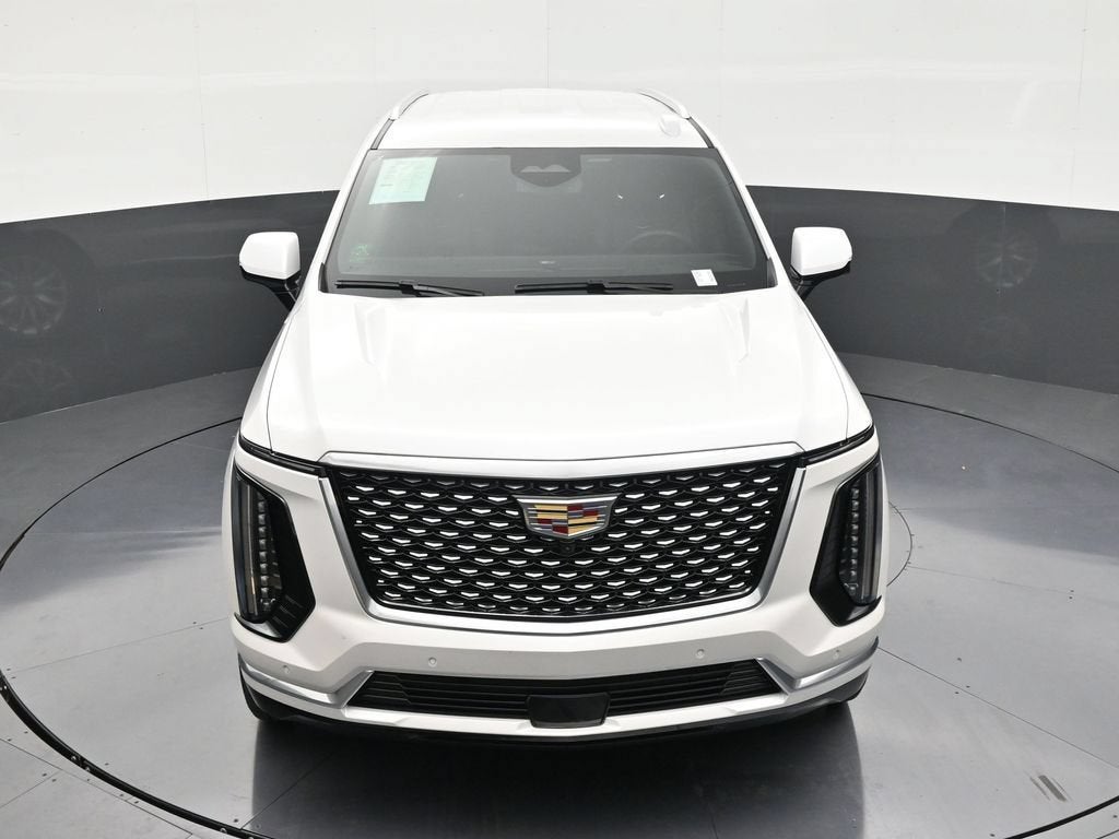 2025 Cadillac Escalade Luxury