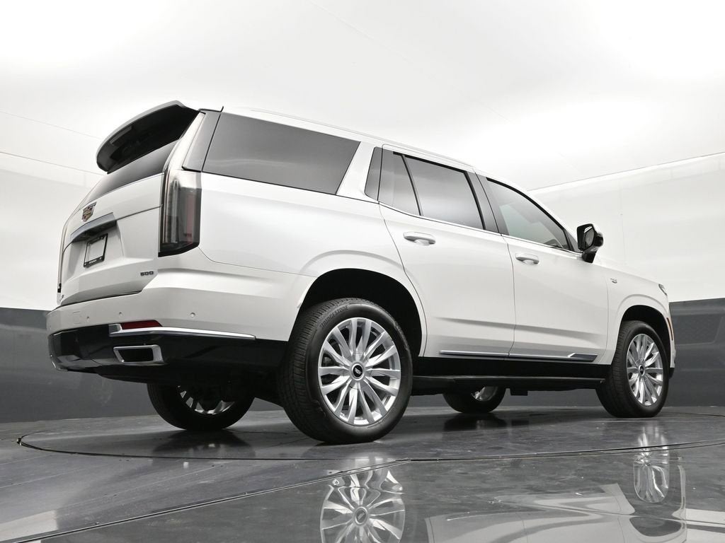 2025 Cadillac Escalade Luxury