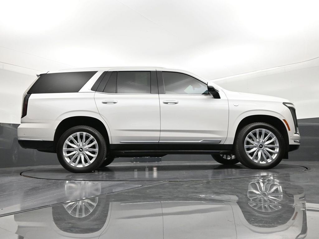 2025 Cadillac Escalade Luxury