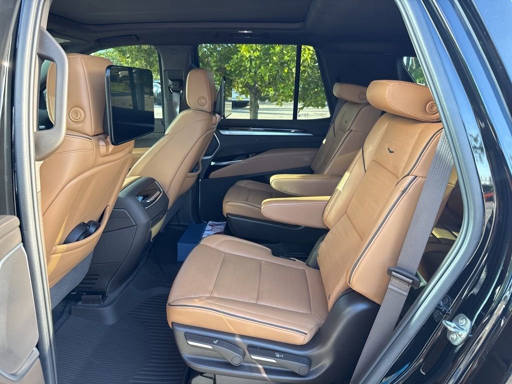 2025 Cadillac Escalade Premium Luxury