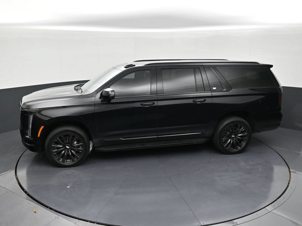 2025 Cadillac Escalade ESV Sport