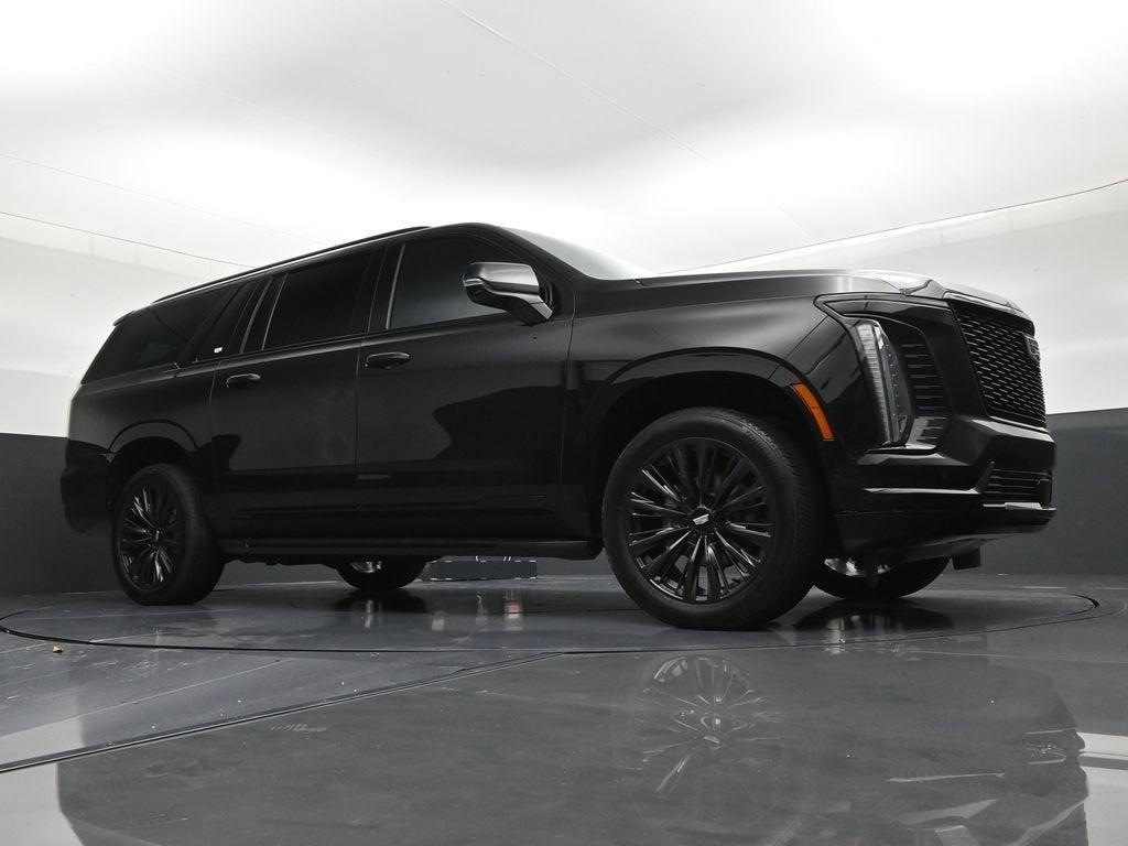 2025 Cadillac Escalade ESV Sport