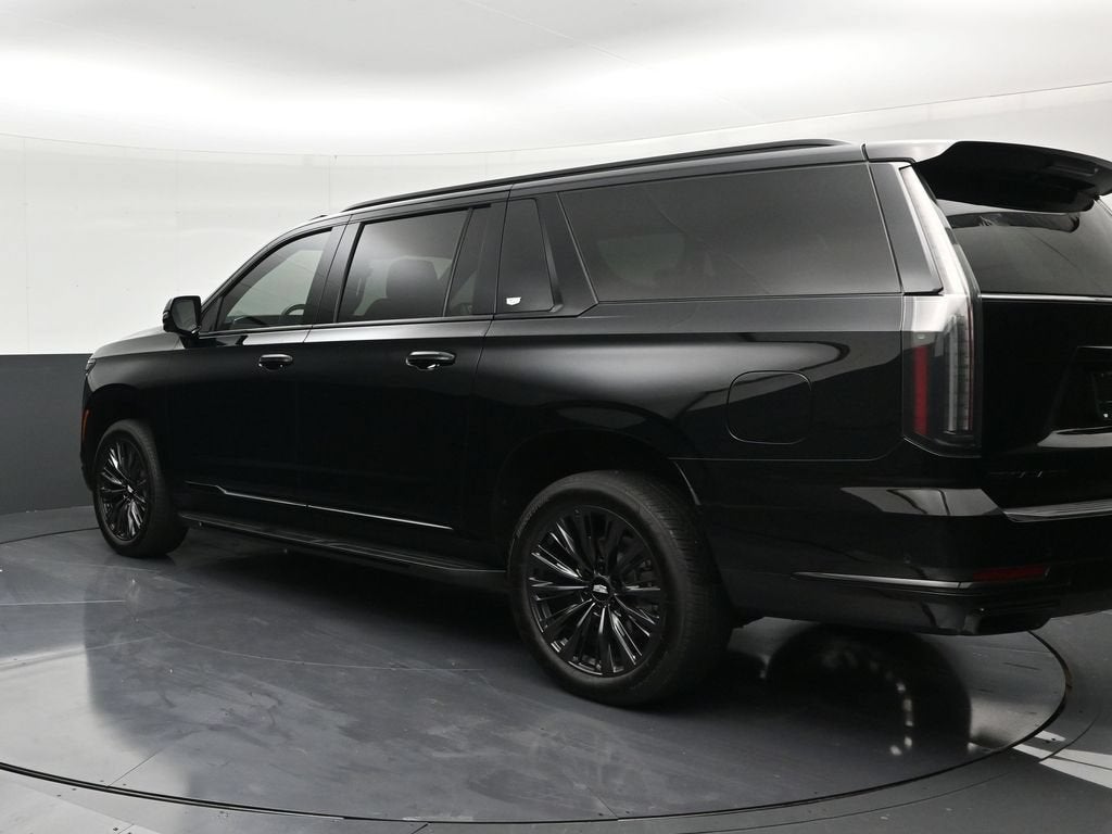 2025 Cadillac Escalade ESV Sport