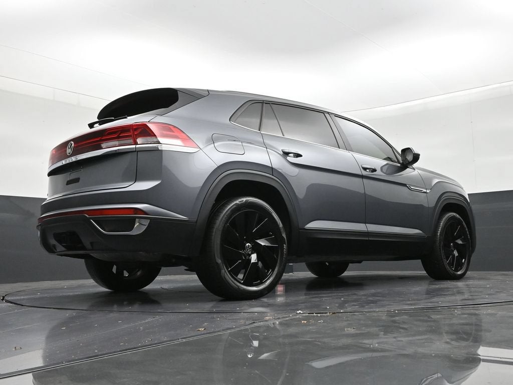 2024 Volkswagen Atlas Cross Sport 2.0T SE w/Technology