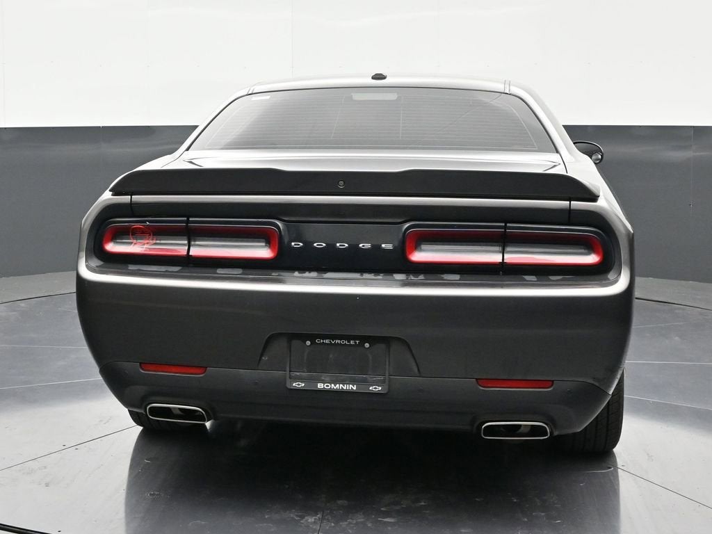 2021 Dodge Challenger SXT