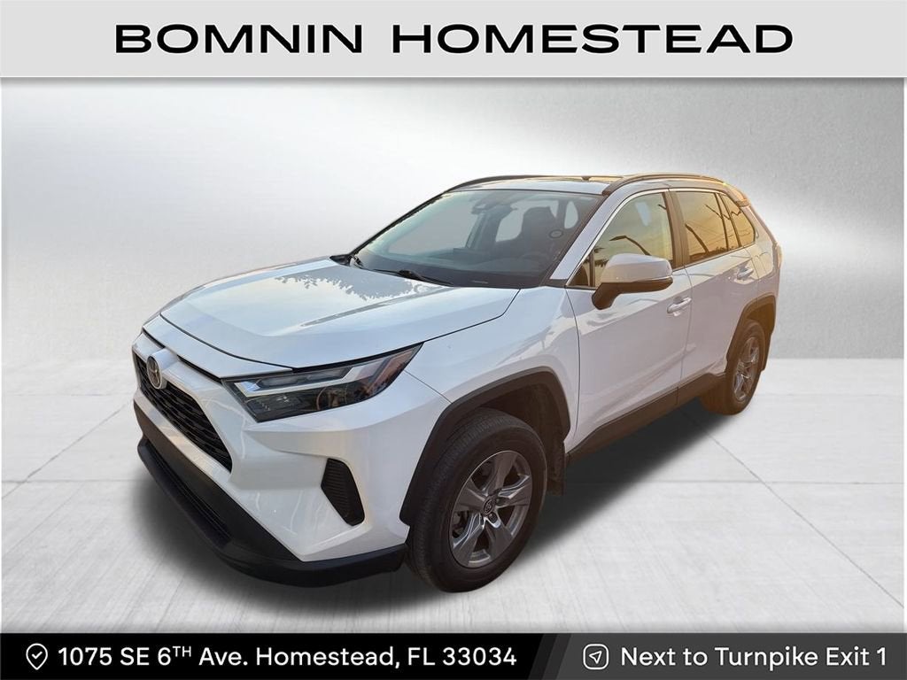 2024 Toyota RAV4 XLE