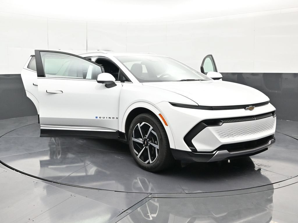 2025 Chevrolet Equinox EV LT