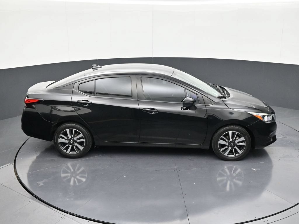 2021 Nissan Versa SV Xtronic CVT