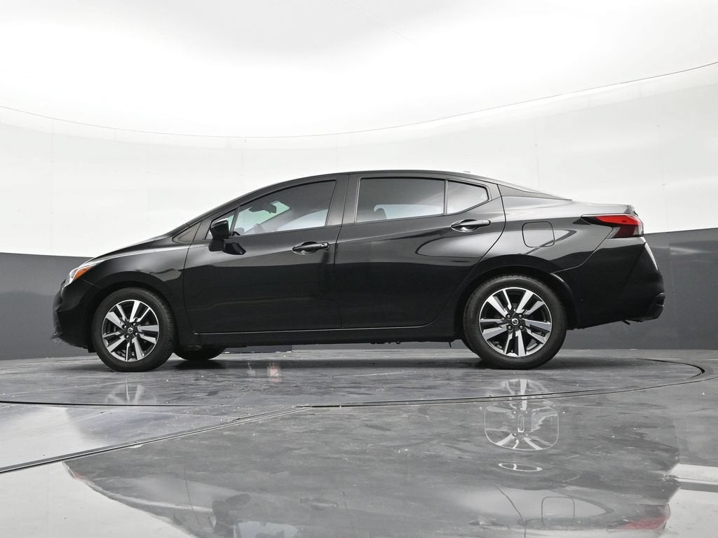 2021 Nissan Versa SV Xtronic CVT